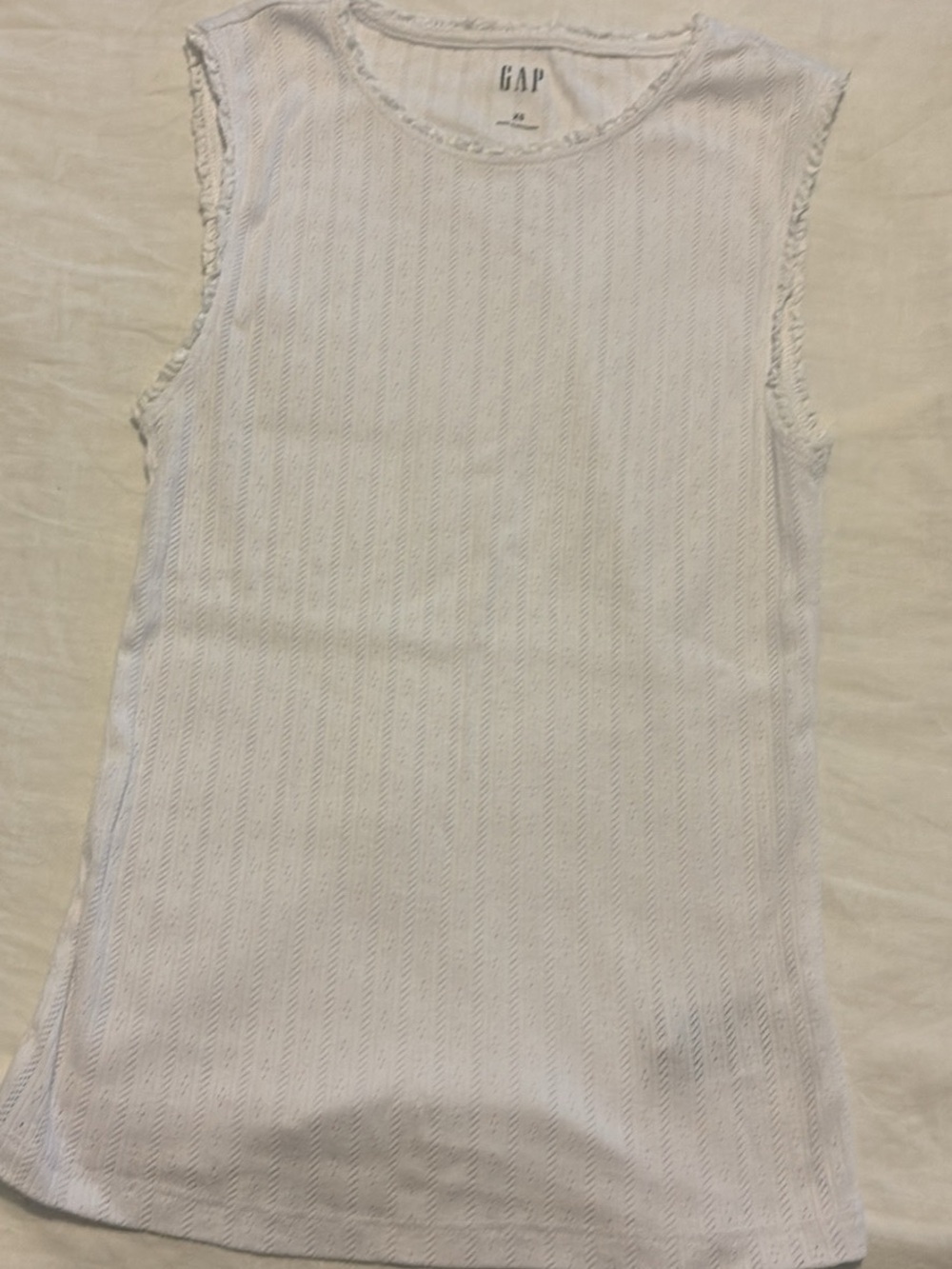 GAP Women's Ivory Textured Sleeveless Tank Top